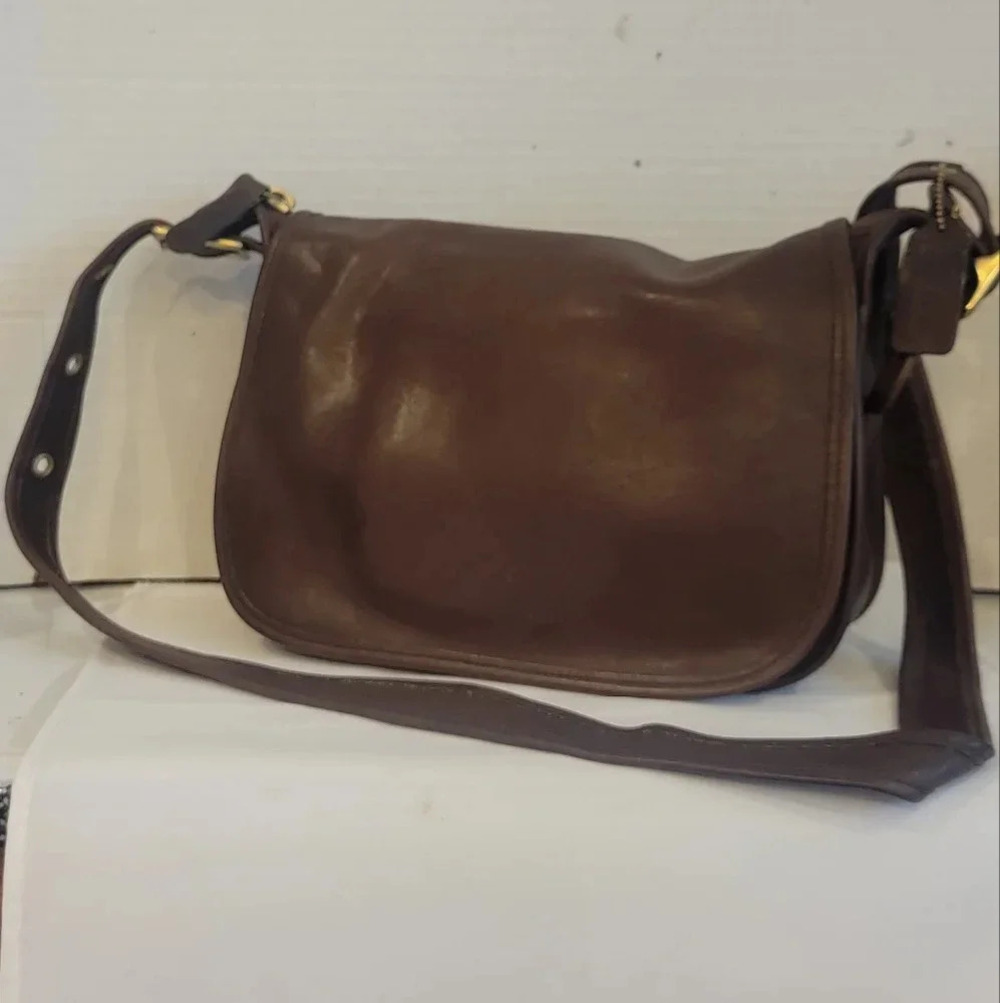 VINTAGE COACH CHOCOLATE BROWN LEATHER CROSSBODY HANDBAG PURSE